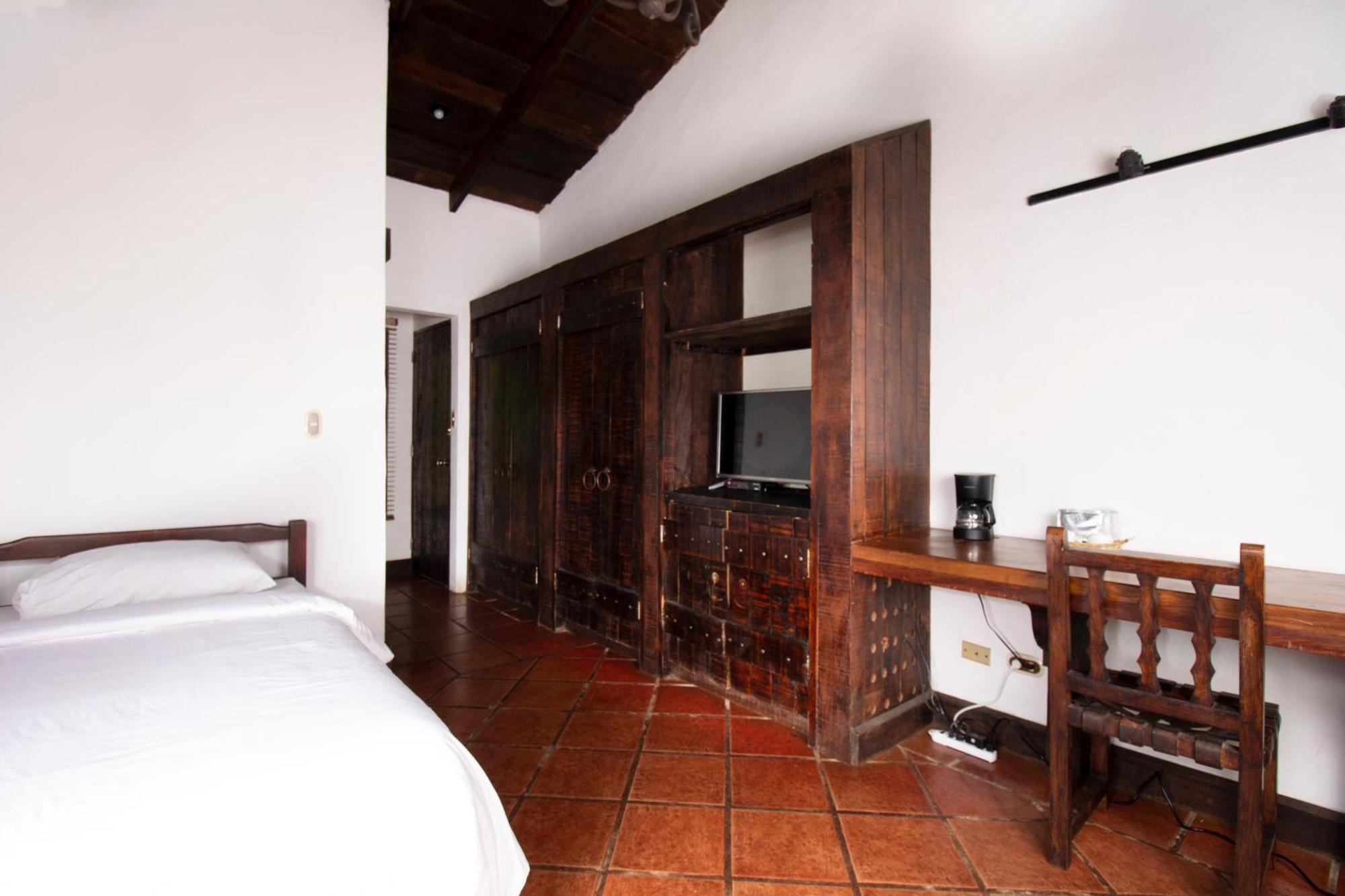 Hacienda La Pacifica Eco-lodge Cañas